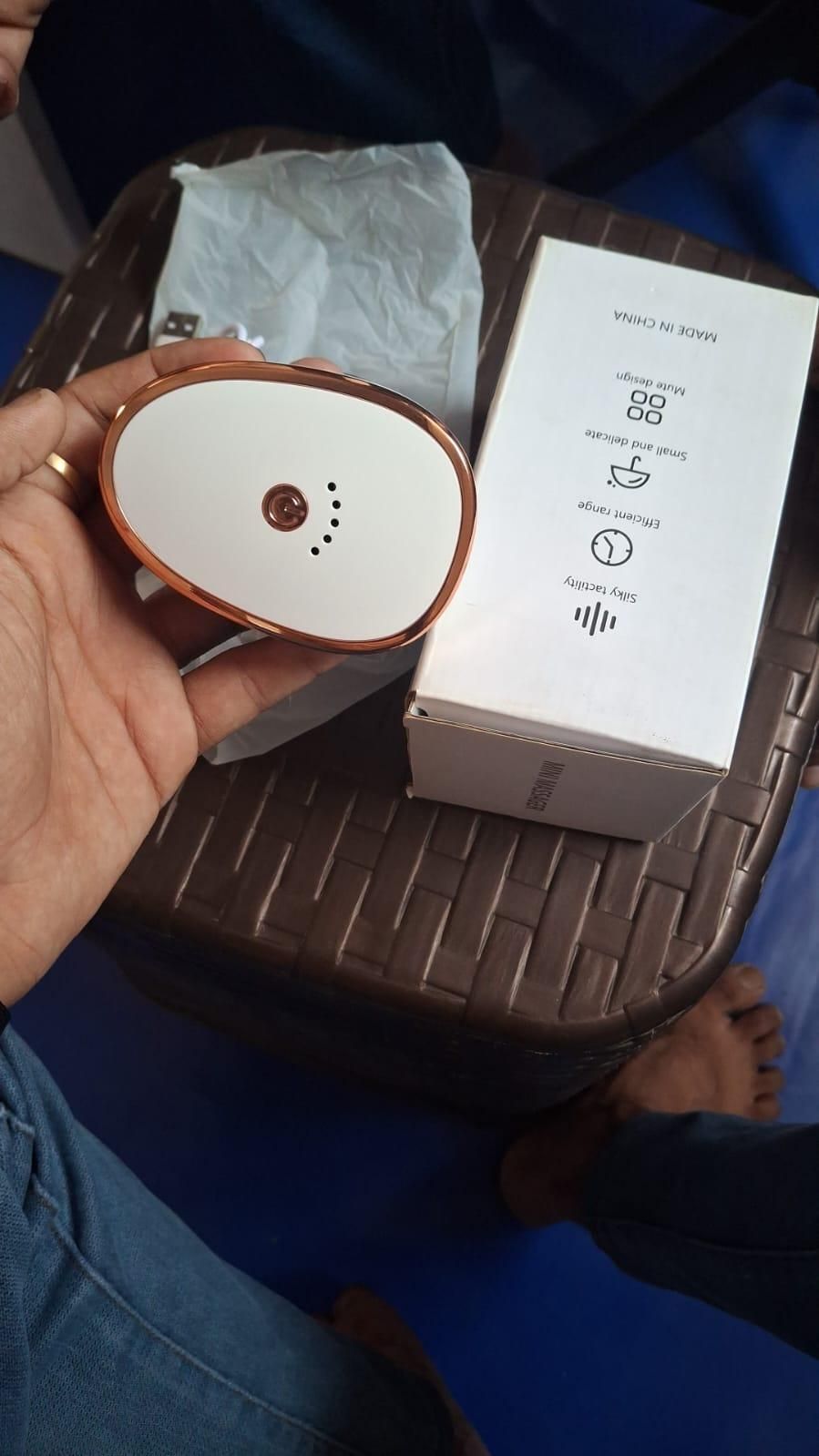 AS Mini Portable Body Massager